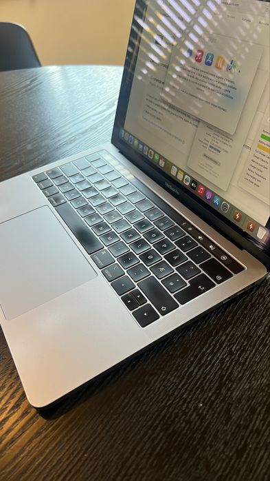 Laptop Apple MacBook Pro 13” A1989 i5-8259U 8GB 256GB