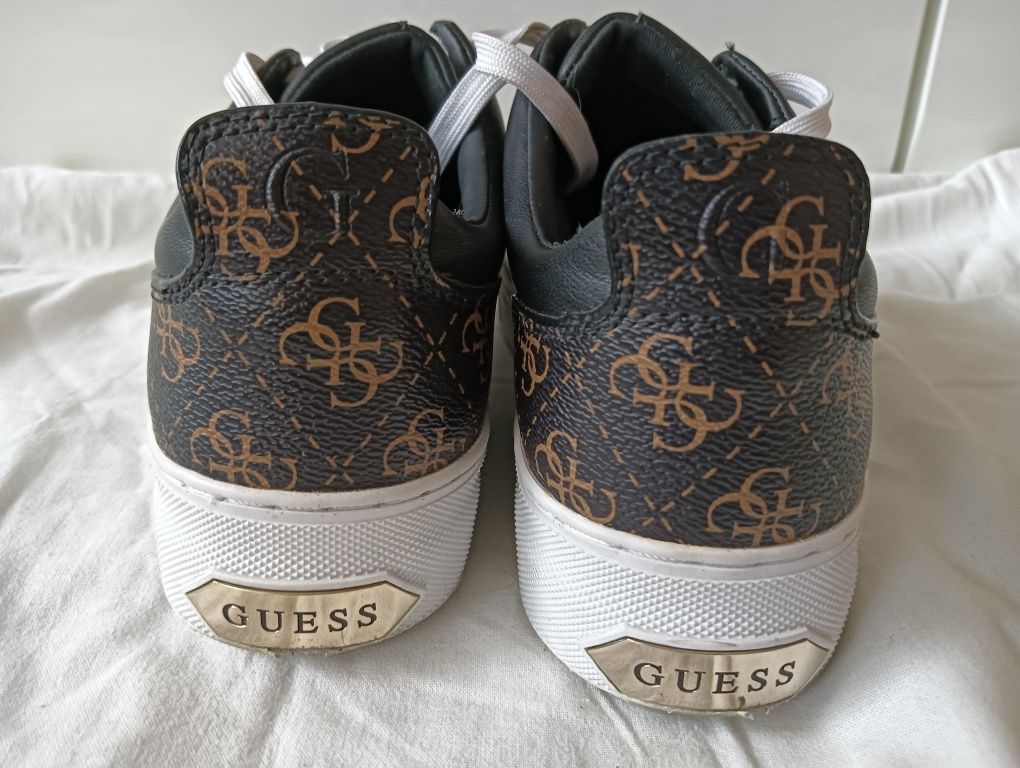 Sneakersy Guess Gianele