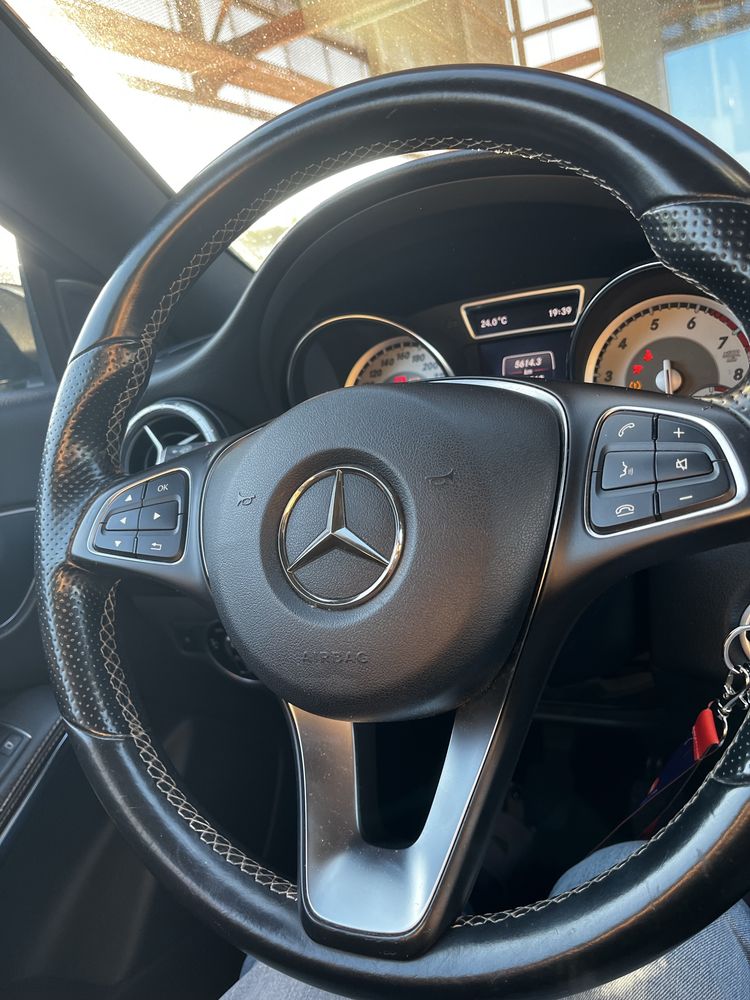 Mercedes Benz CLA 180 Shooting Brake