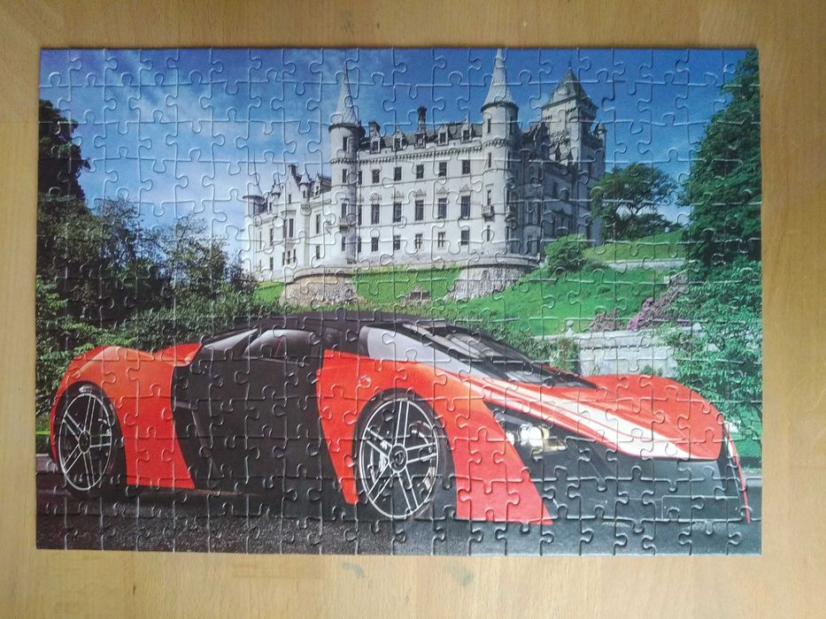 Пазлы Гоночная машина 260 элементов.