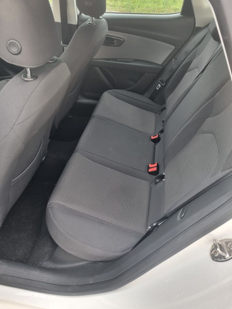 Seat leon 3 1.6 tdi automat