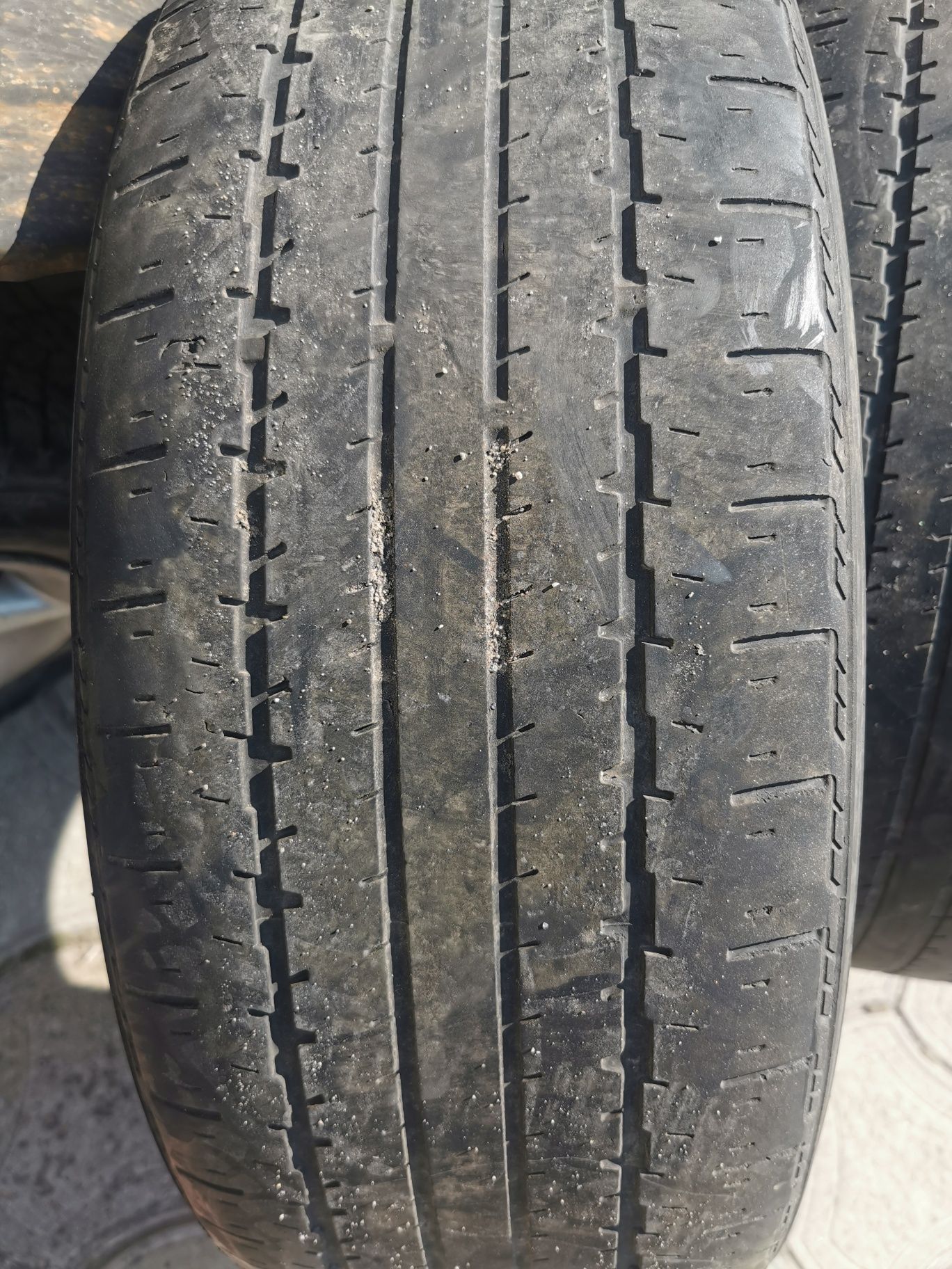 Продам шини 245/55 R19