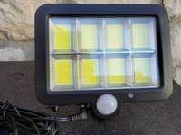 Projector  de led com painel solar