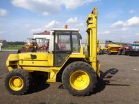 Wózek widłowy terenowy JCB 930 4X4+gratis