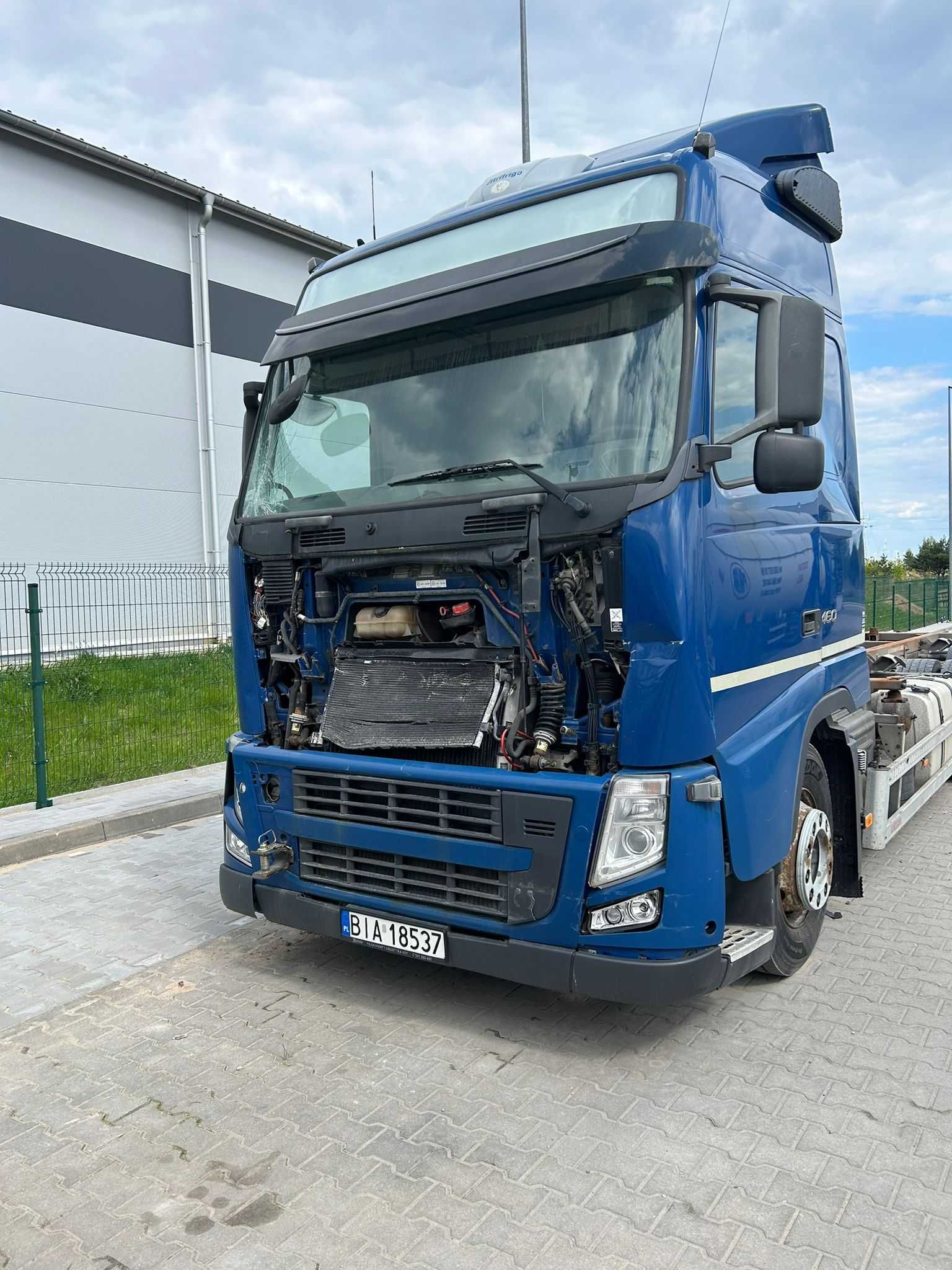 VOLVO FH 16 BDF Uszkodzony