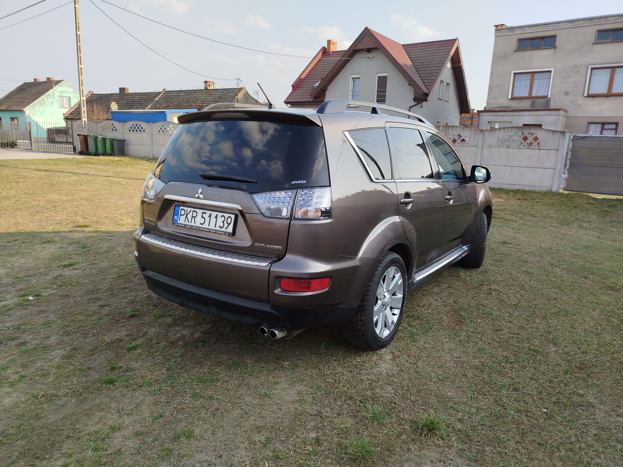 Mitsubishi Outlander II 2.2 177KM