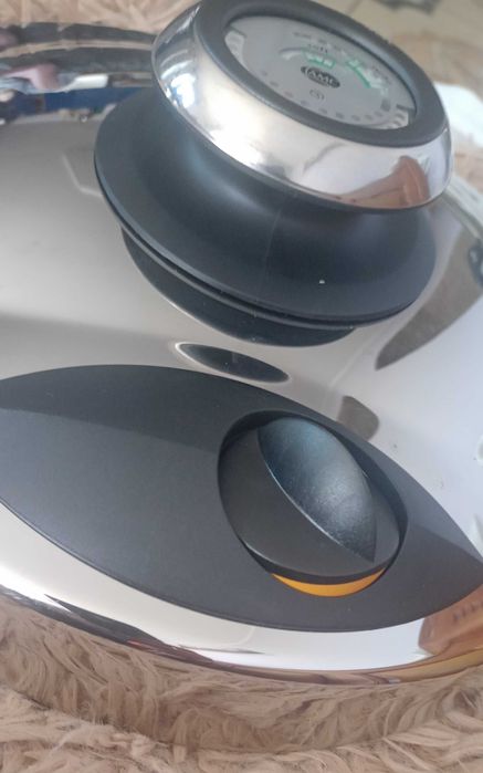 Pokrywa szybkowarowa Amc  sred.20 cm ,80 % oszczędność energii