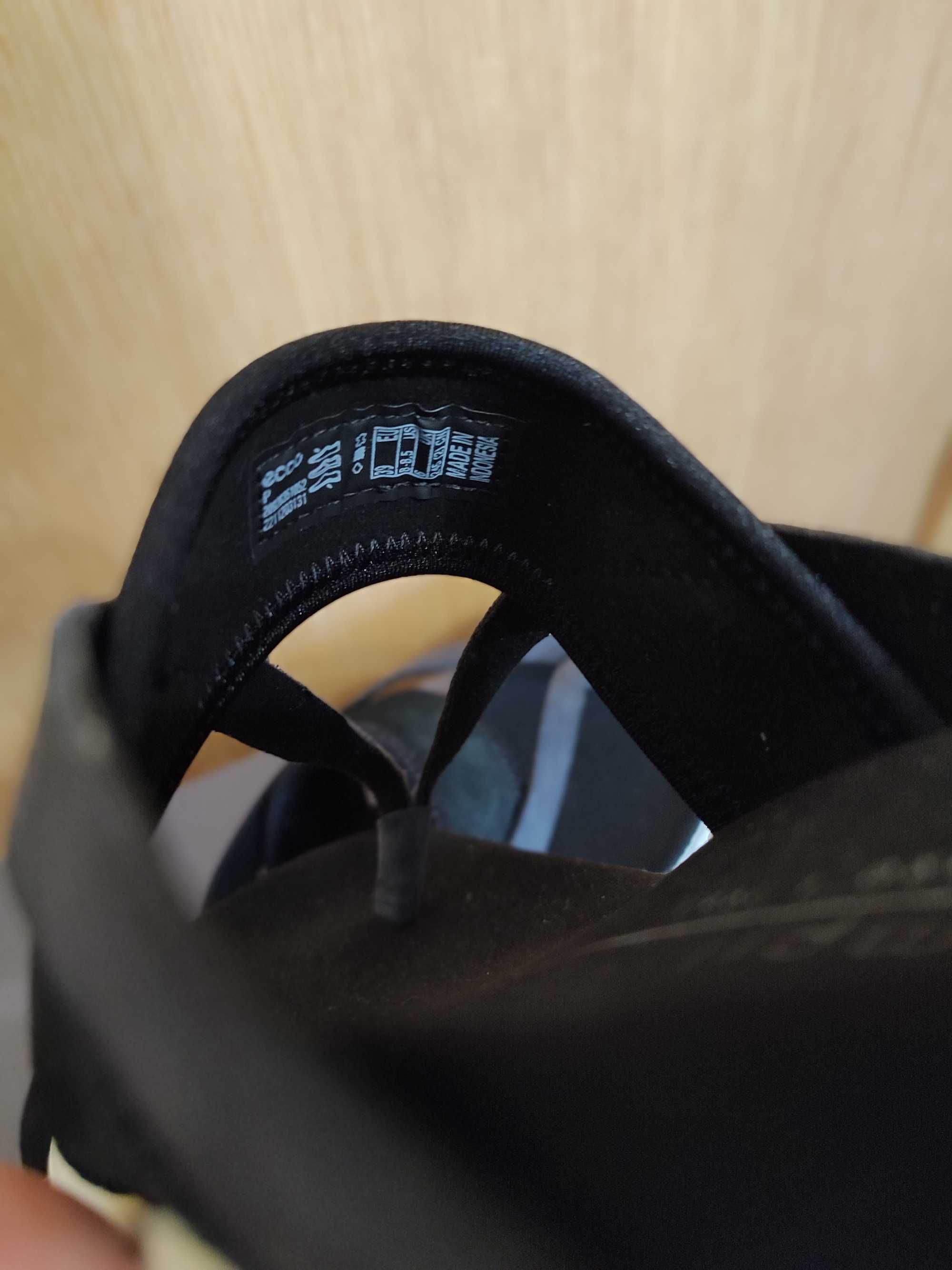 Босоніжки в'єтнамки сандалі ECCO SIMPIL SANDAL оригінал розмір 38