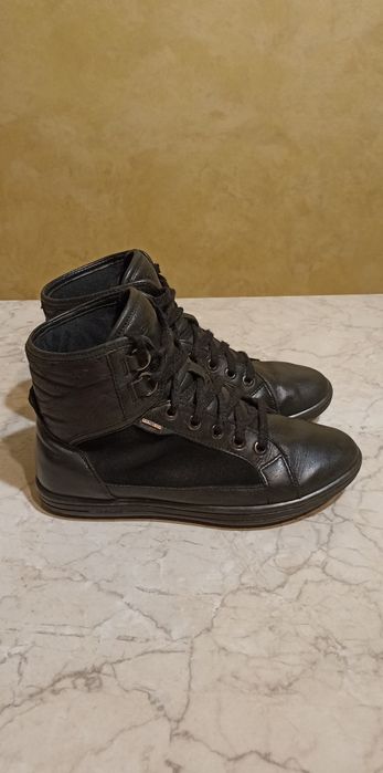 Черевики осінні GEOX, 35 розмір.