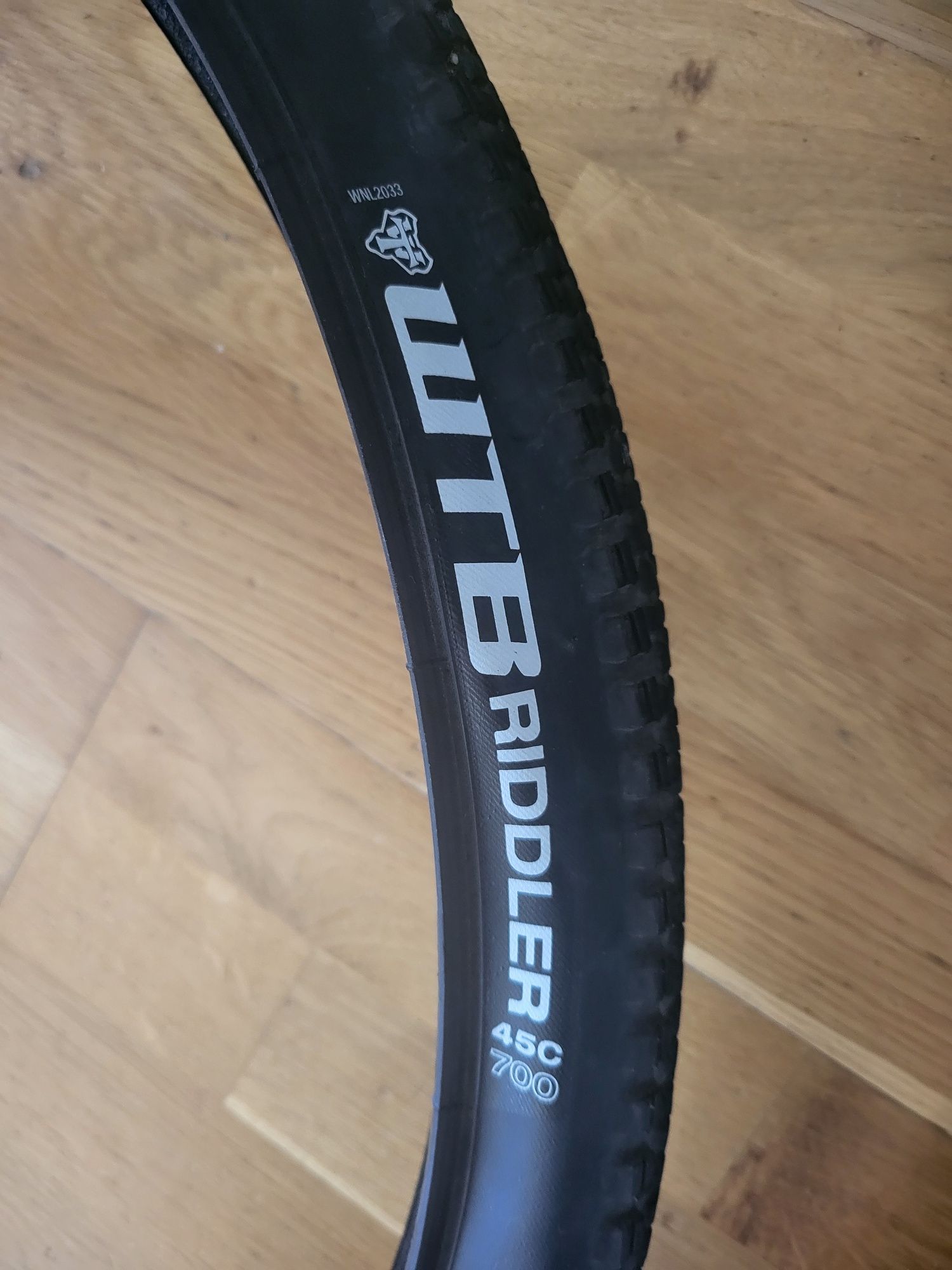 Opony WTB Riddler 700x45 plus dętki