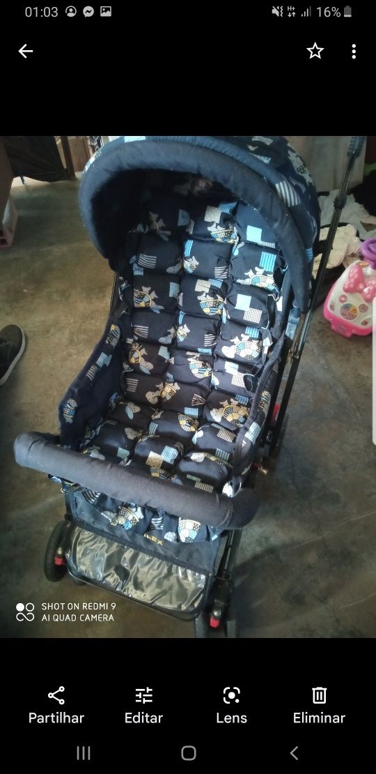 Carrinho de bebé