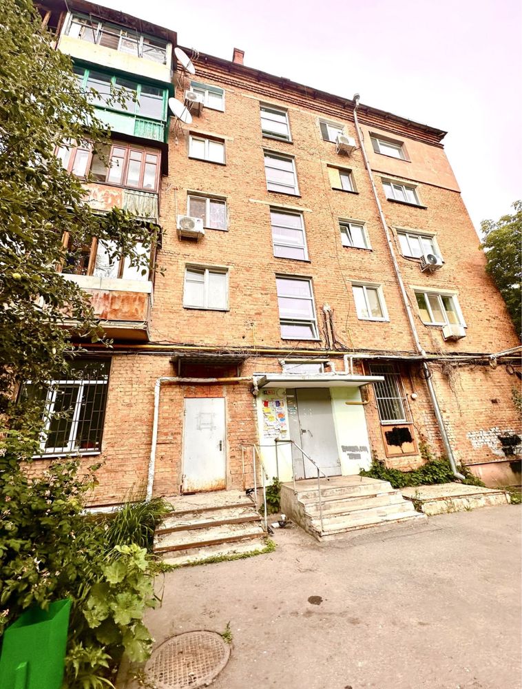 1 к.из.кв. в 5-ти минутах ст.м.Холодная Гора.Кап.ремонт-22999$