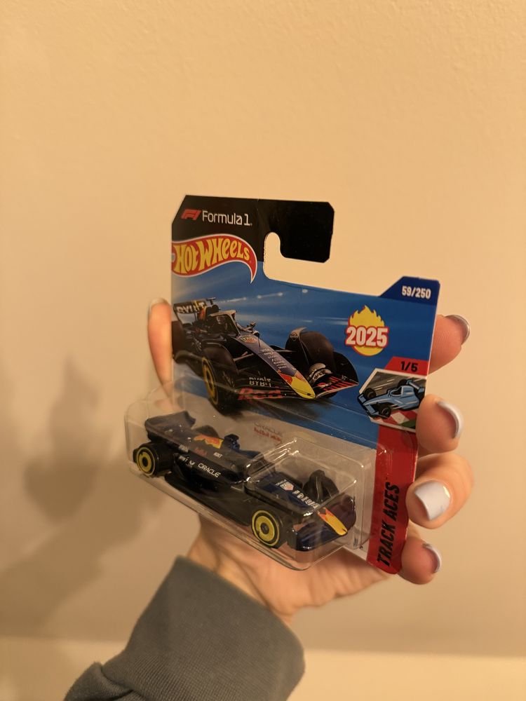 Hot Wheels Formula 1 Red Bull