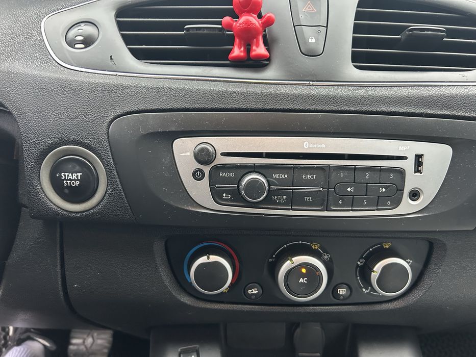 Рено Гранд Сценік