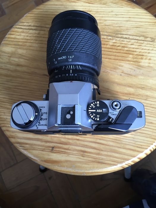 Máquina fotográfica Olympus OMG