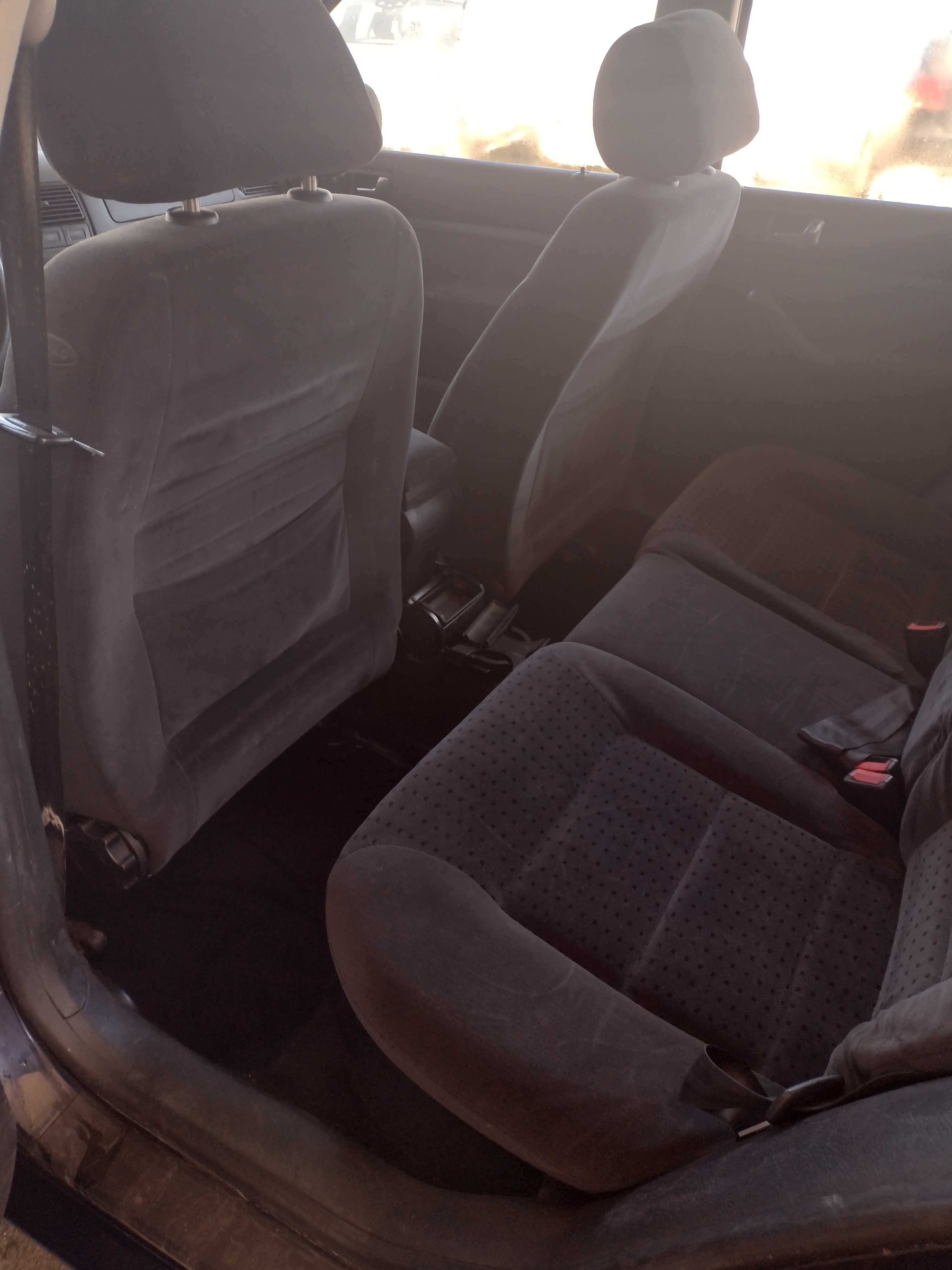 VW GOLF IV 1.4 i 16v