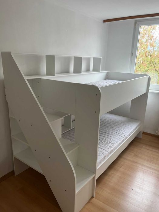 Łóżko piętrowe Bibliobed w zestawie 2 materace