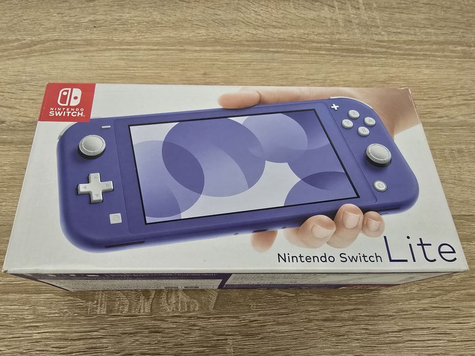 Nintendo switch lite blue