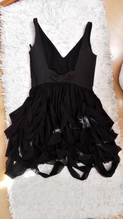 Sukienka suknia TIFFI S falbany balowa extra efektowna odkryte plecy