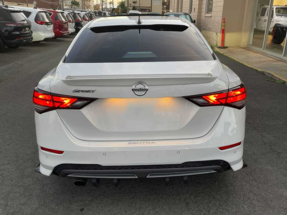 Nissan Sentra SR      2023
