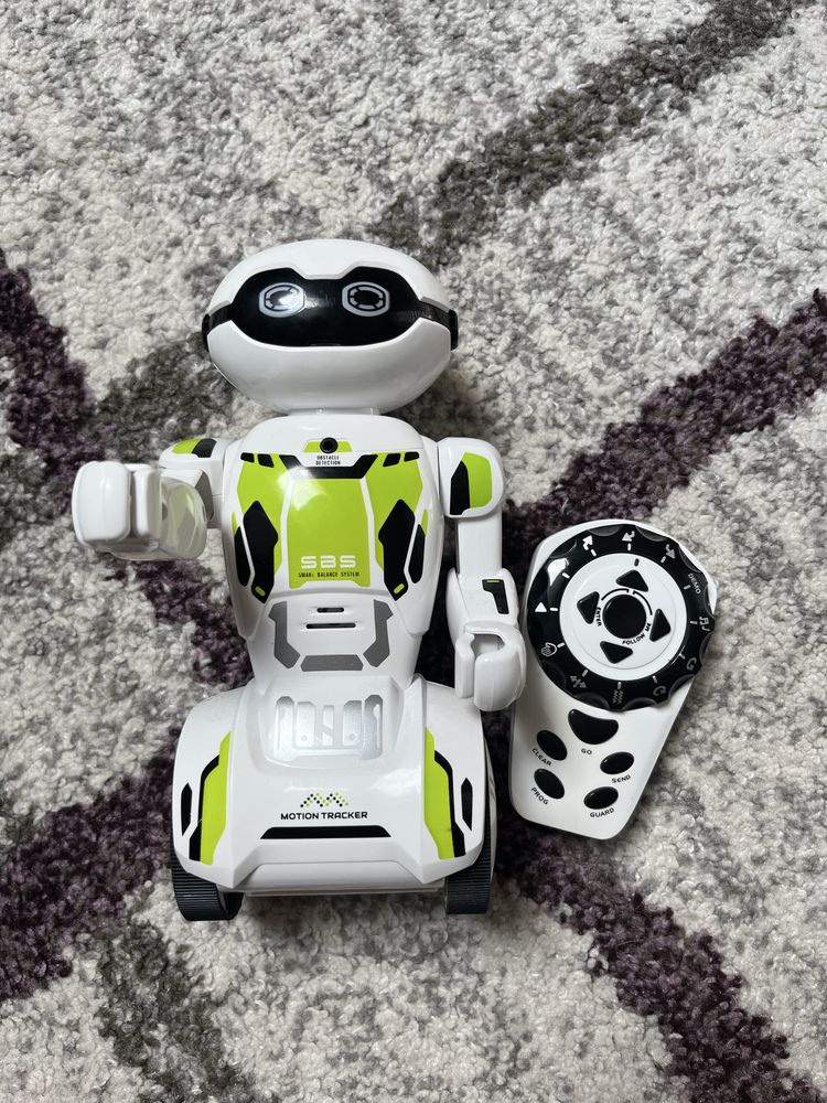 Robot na pilot marki Dumel