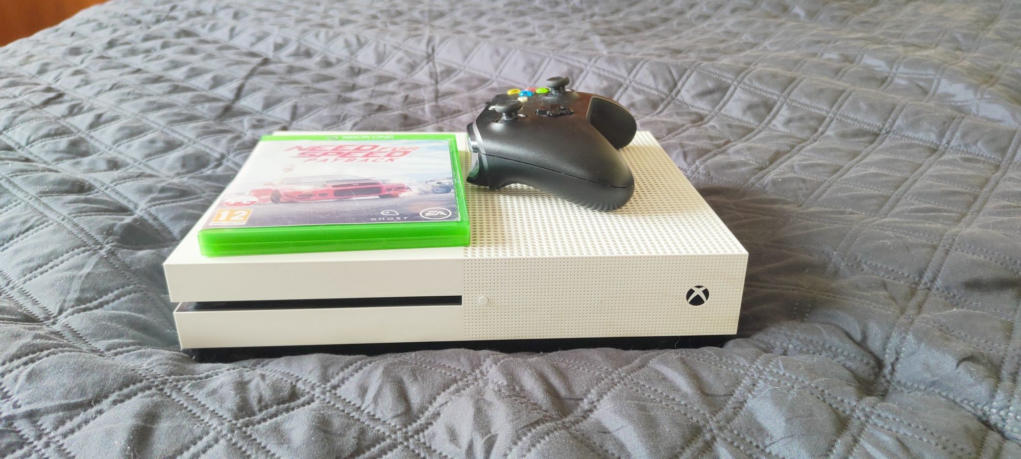 Xbox one s 750gb