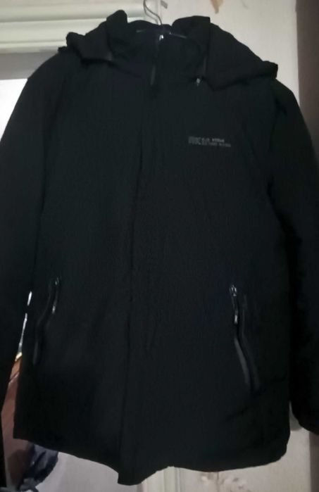 Чоловіча зимова куртка