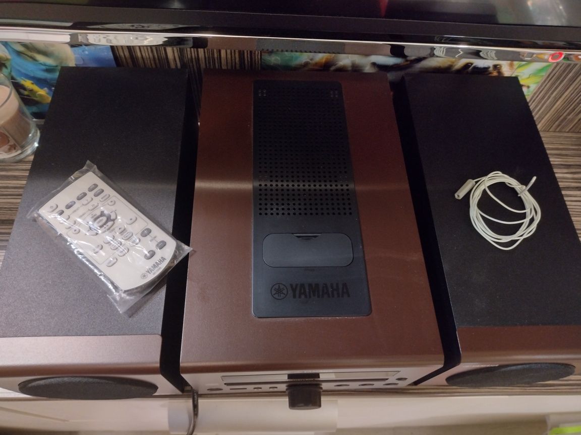 Yamaha CRX-040 radio/usb/CD/iPod Стерео система ресивер музичний центр