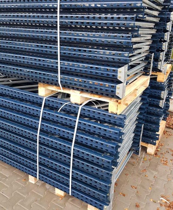 Regały magazynowe - paletowe, półkowe.