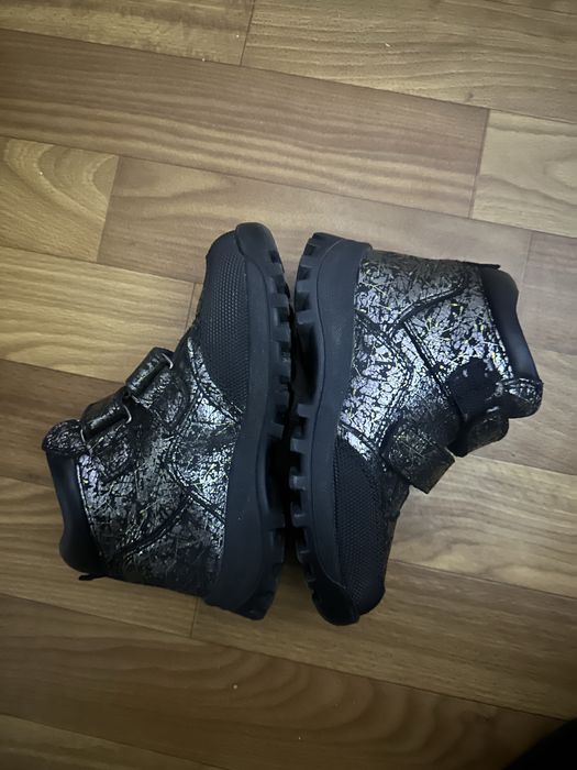 Ботінки для дівчинки шкіряні