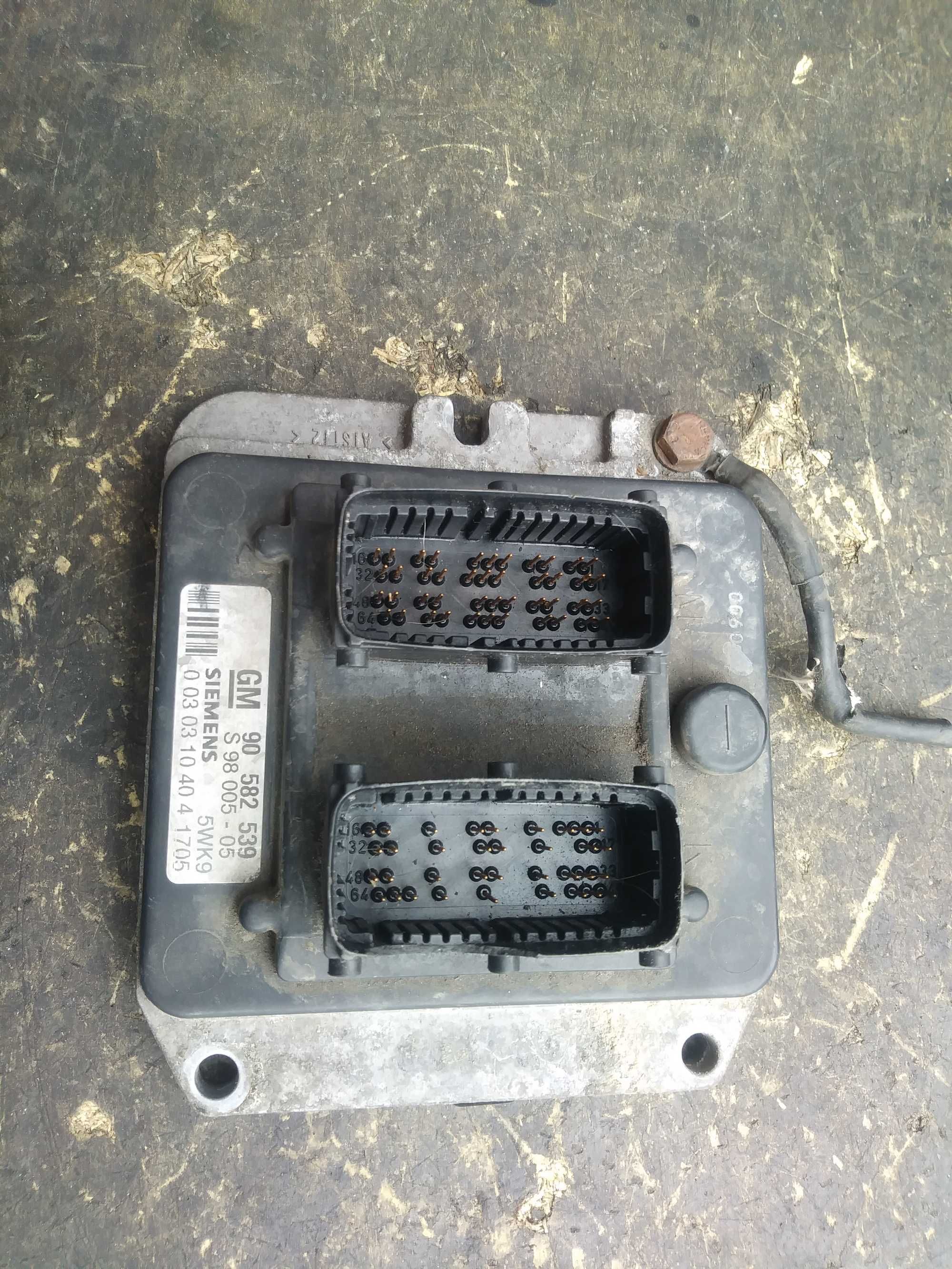 OPEL 1.8 16V X18XE1 5WK9 Komputer sterownik silnika