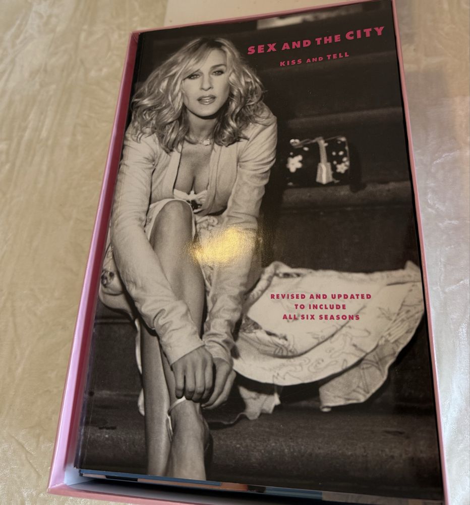 Sex and the City DVD boxset with Companion book, Carrie Bradshaw