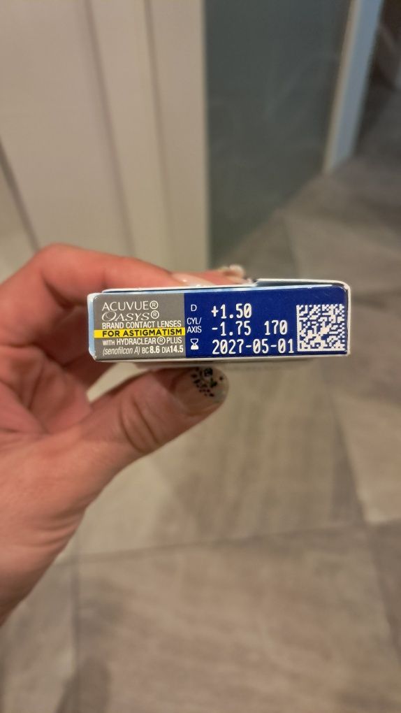Soczewki miesięczne Acuvue