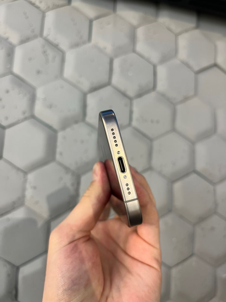 iPhone 15 Pro 128Gb Natural Titanium