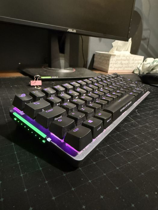 Teclado ASUS Rog Falchion