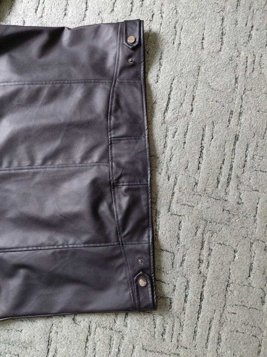 Чоловіча Кожана Куртка на Блискавці з багатьома карманами