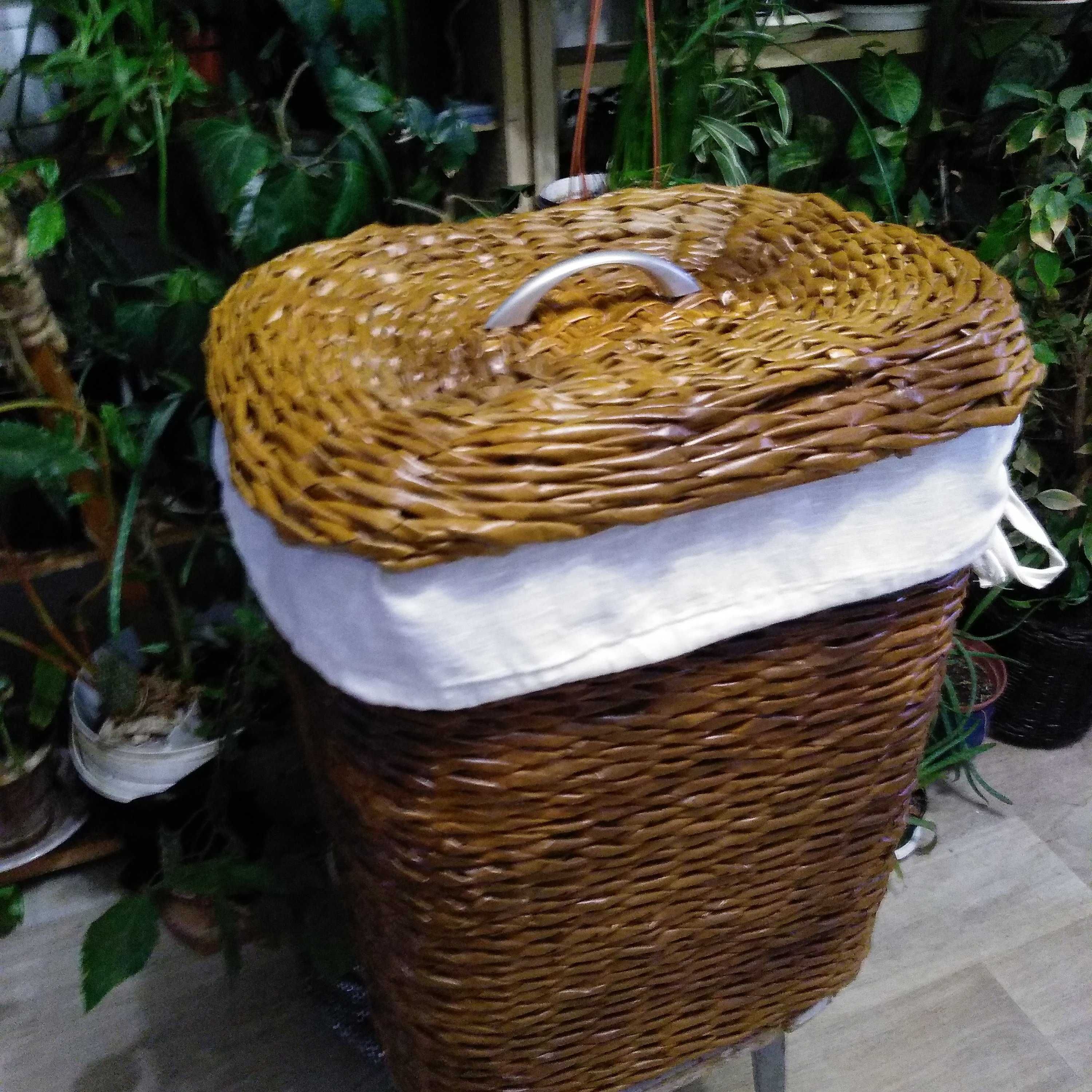 Корзина плетёная