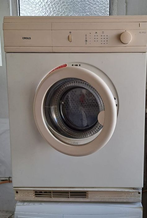 Máquina secar roupa