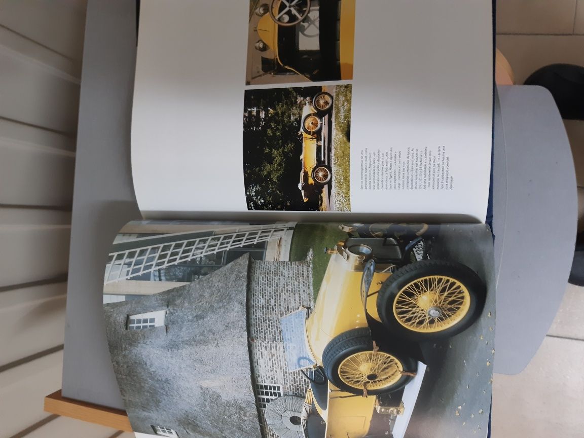 Livro história da Audi