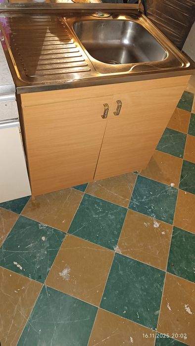 Мийка кухонна з тумбою