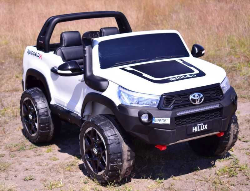 Auto samochód na akumulator TOYOTA HILLUX jeep 4x4 buggy pojazd RC
