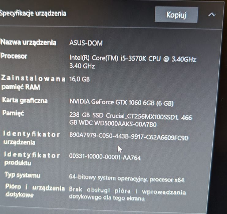 Zestaw komputerowy z monitorem funkcją TV