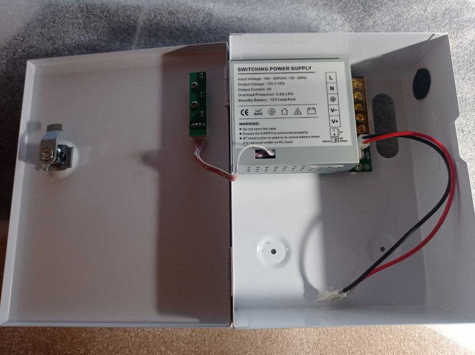 Блок бесперебойного питания 12В 3А