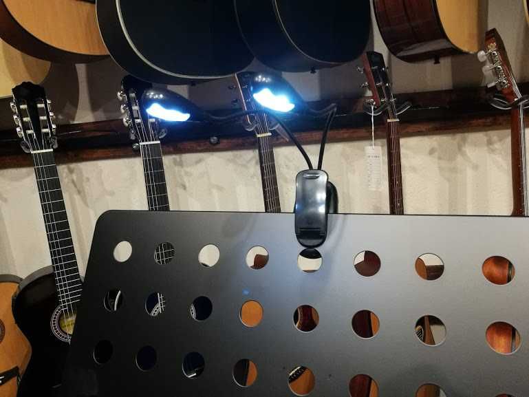 Ledowa lampka do pulpitu na nuty L2-4LED oświetlenie na pulpit nutowy