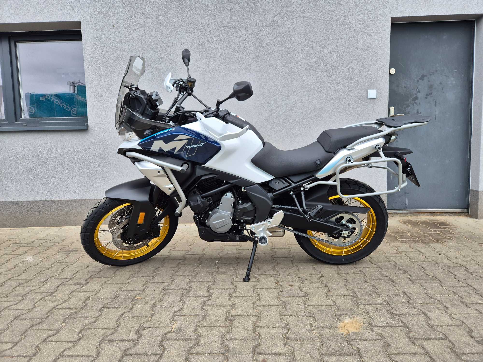 CF Moto MT 700 MT model 2025 od MUDDY od Ręki