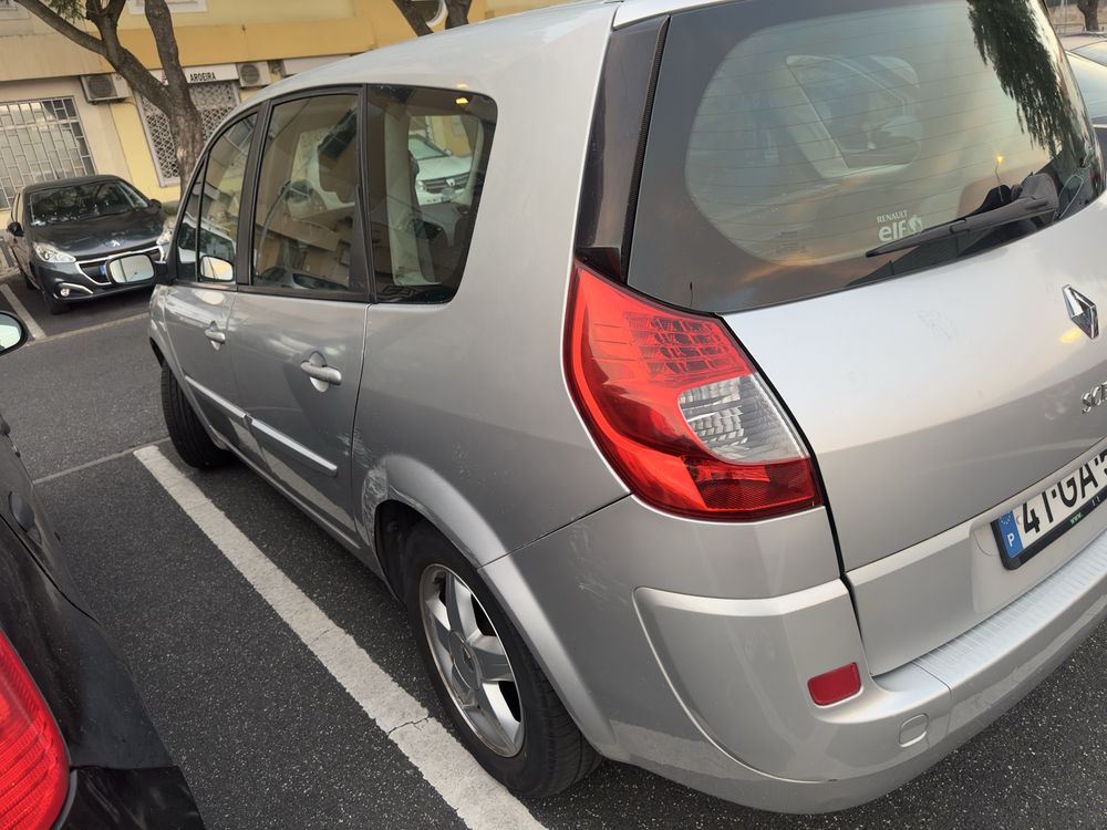 Renault Scénic 1.5 dCi - 2008 - 7 lugares