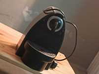 Máquina de café em bom estado