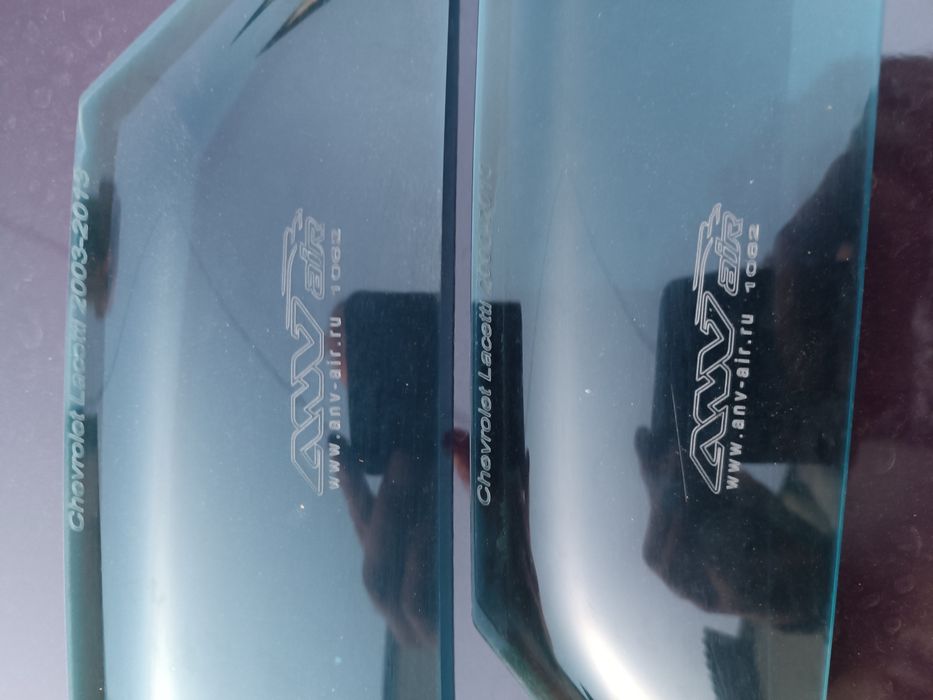 Дефлектори Шевроле лачеті