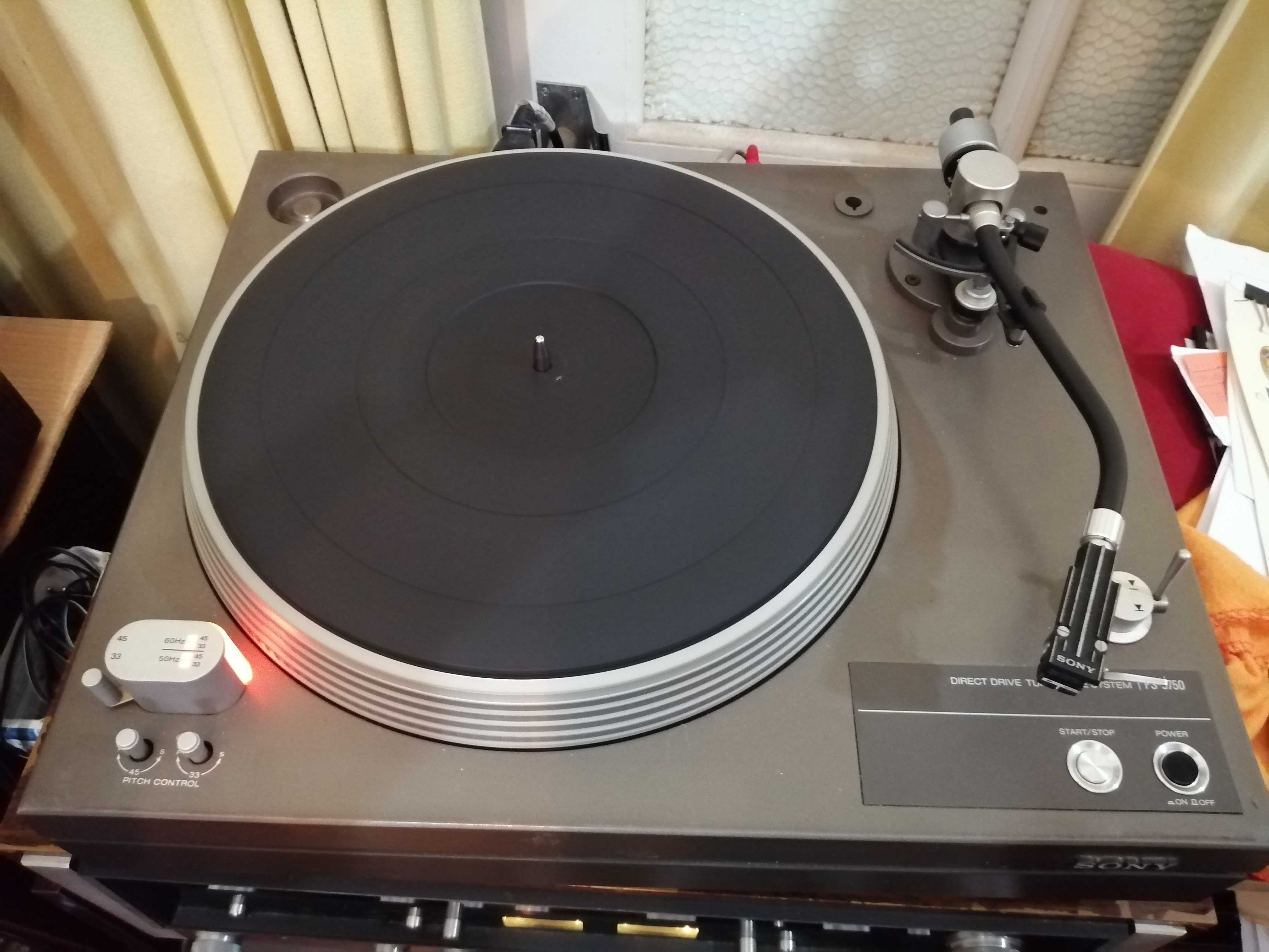 Gira disco Sony PS-6750