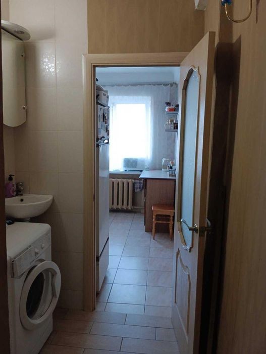 Продам кімнату Київ метро Академмістечко Житомирська